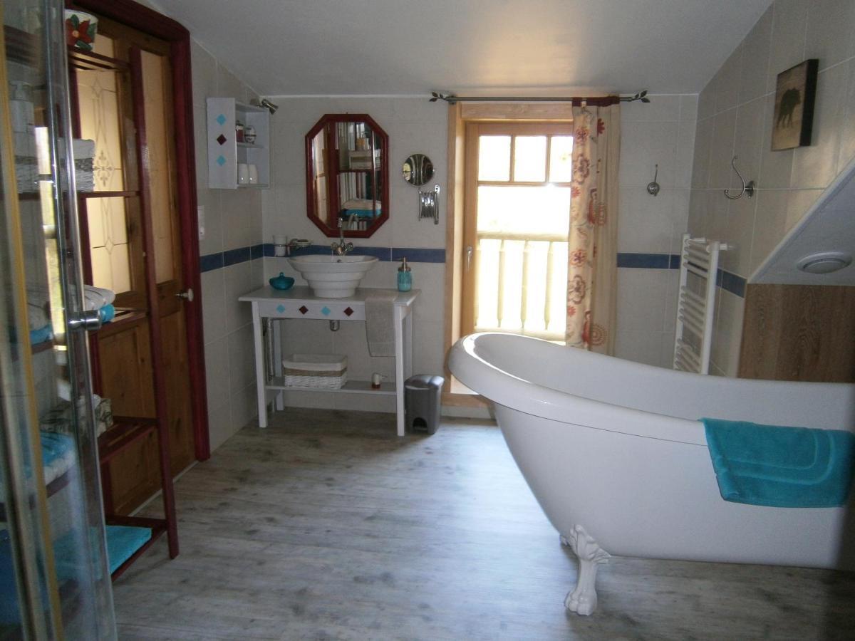 Chambre D'Hote Atypique "West Little Ranch" Chambre Amerindienne Guiscriff Ngoại thất bức ảnh
